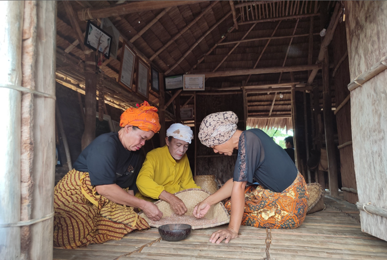 Suku di Bangka Belitung